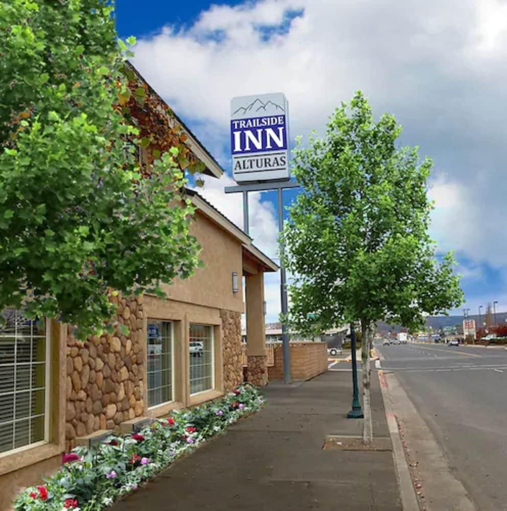 Trailside Inn Alturas Exterior photo